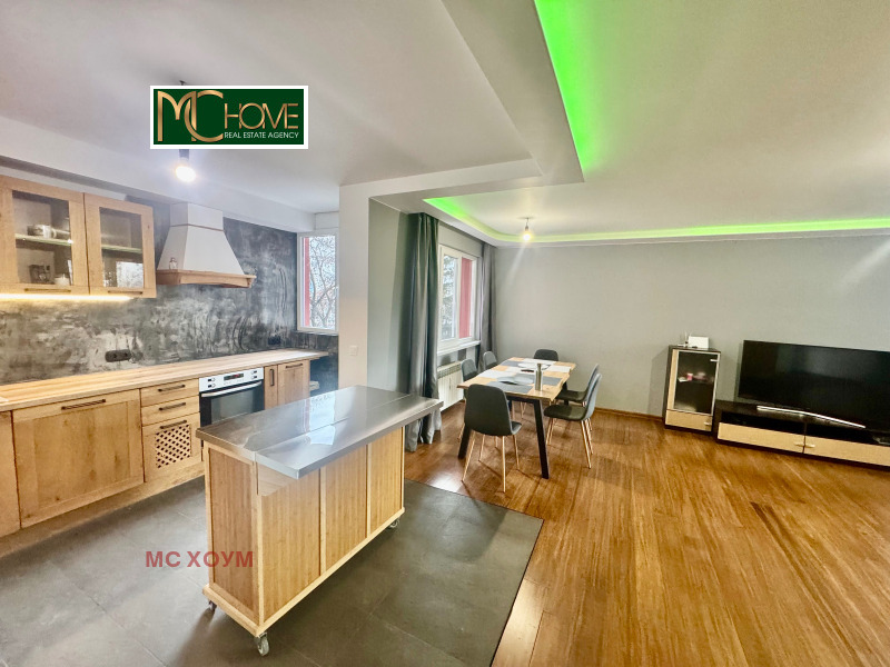 Продава 3-СТАЕН, гр. София, Младост 2