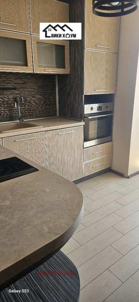 Na prodej  3 ložnice Varna , Bazar Levski , 101 m2 | 47839872