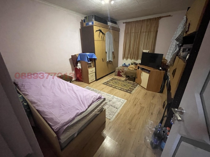 Eladó  Ház Ruse , Druzsba 2 , 110 négyzetméter | 78429991 - kép [12]