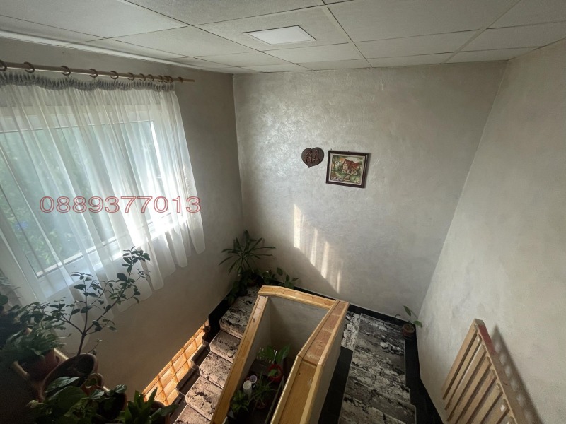 Eladó  Ház Ruse , Druzsba 2 , 110 négyzetméter | 78429991 - kép [6]