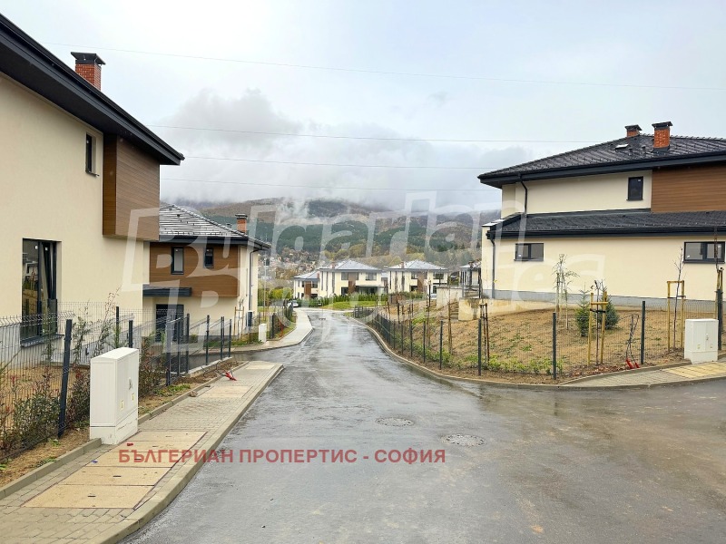 Продава КЪЩА, гр. София, с. Владая, снимка 10 - Къщи - 53244644