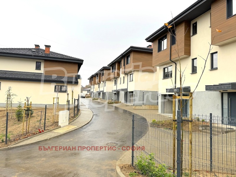 Продава КЪЩА, гр. София, с. Владая, снимка 7 - Къщи - 53244644