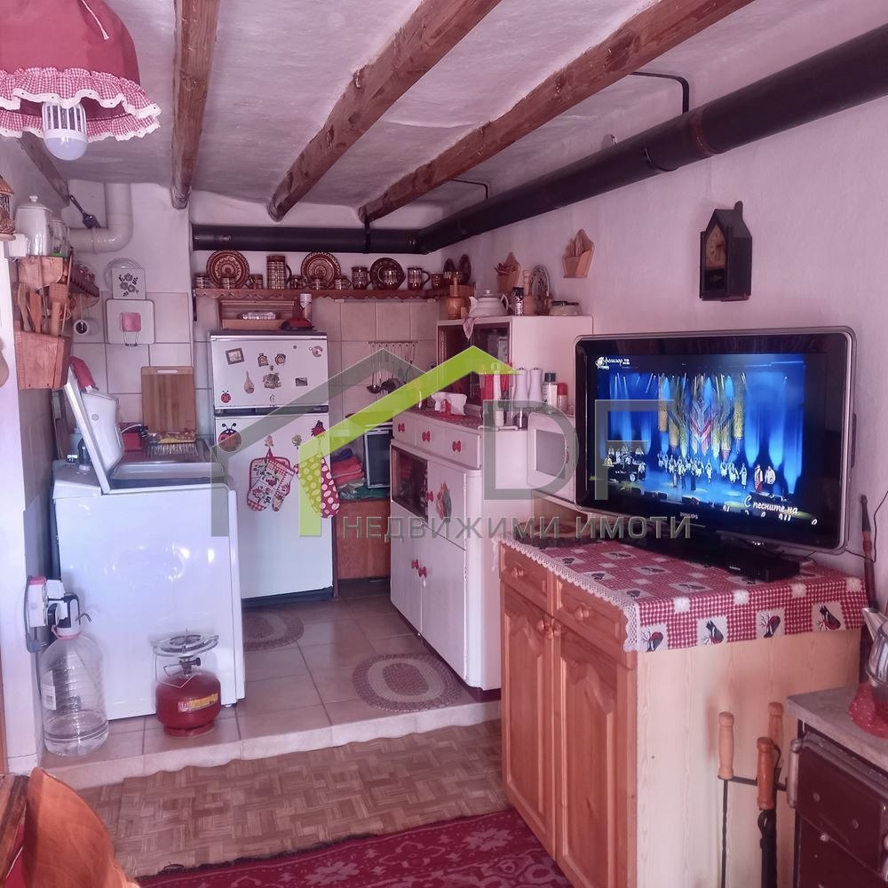 Продава КЪЩА, с. Звънец, област Варна, снимка 10 - Къщи - 55096929
