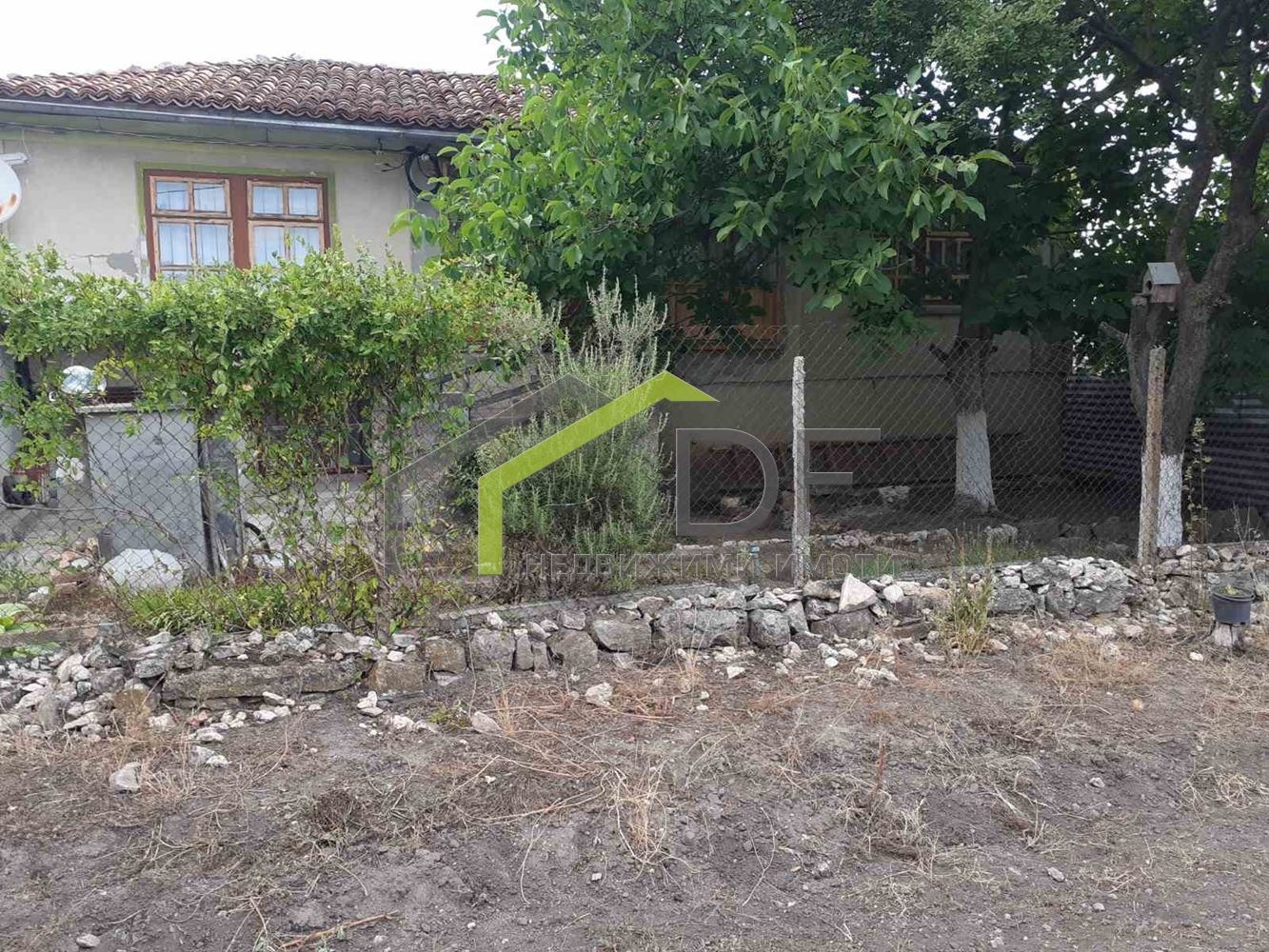 Продава КЪЩА, с. Звънец, област Варна, снимка 17 - Къщи - 55096929