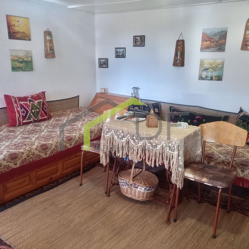 Продава КЪЩА, с. Звънец, област Варна, снимка 8 - Къщи - 55096929