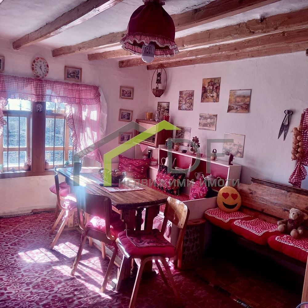 Продава КЪЩА, с. Звънец, област Варна, снимка 11 - Къщи - 55096929