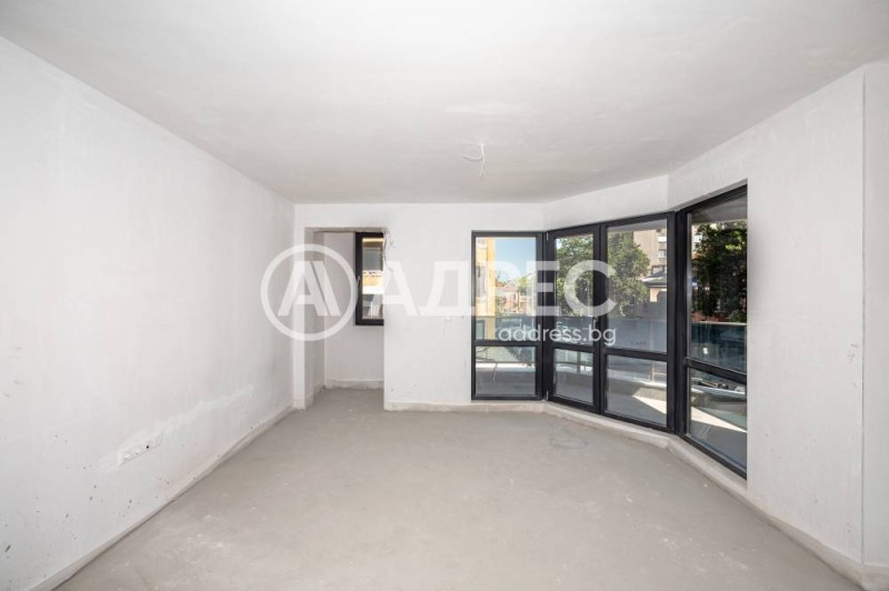 À venda  1 quarto Plovdiv , Mladejki Halm , 73 m² | 76599904 - imagem [5]