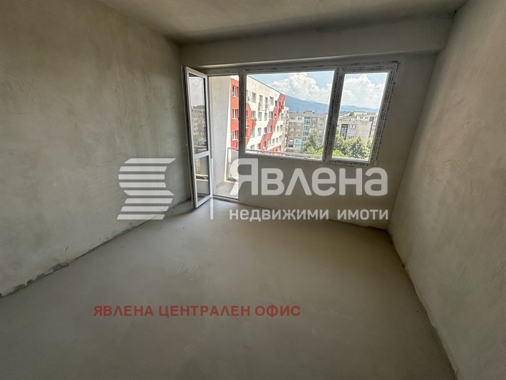 Продава 3-СТАЕН, гр. Перник, Изток, снимка 2 - Апартаменти - 53818121