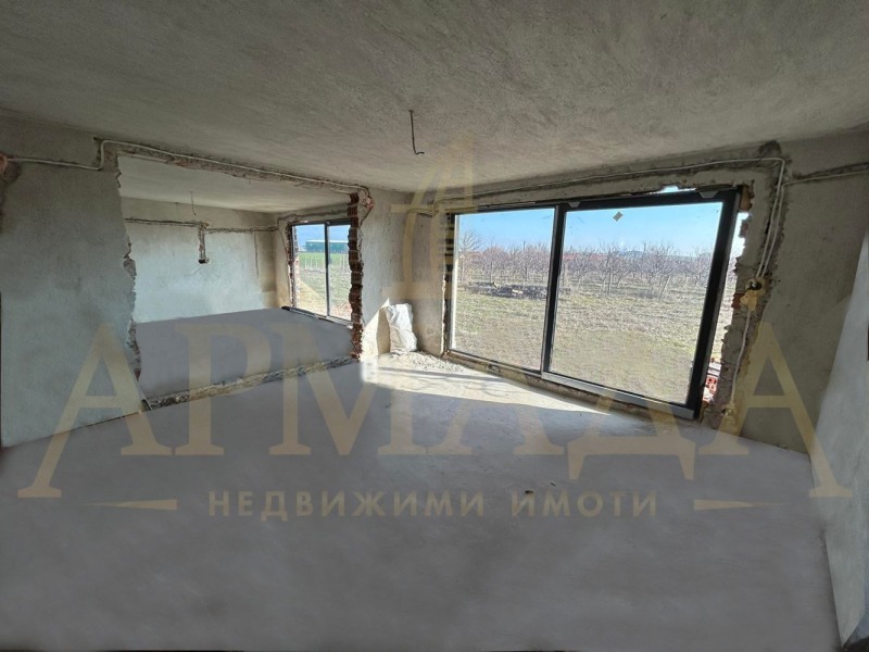 Till salu  Hus region Haskovo , Varbica , 210 kvm | 81056213