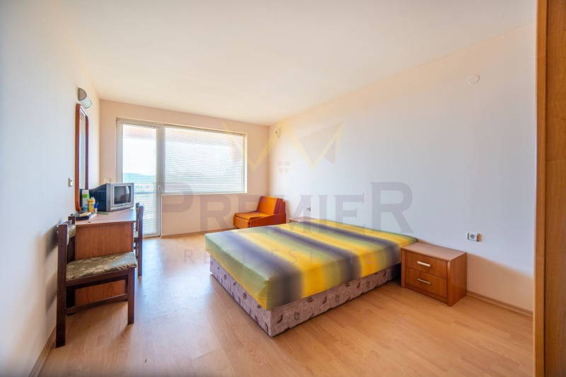 Продава КЪЩА, гр. Балчик, област Добрич, снимка 12 - Къщи - 53085958