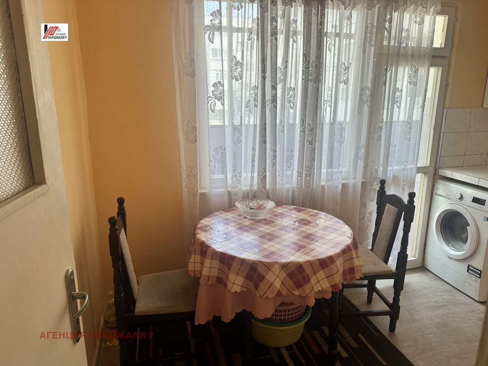 Продава 2-СТАЕН, гр. Кърджали, Възрожденци, снимка 6 - Апартаменти - 55581646