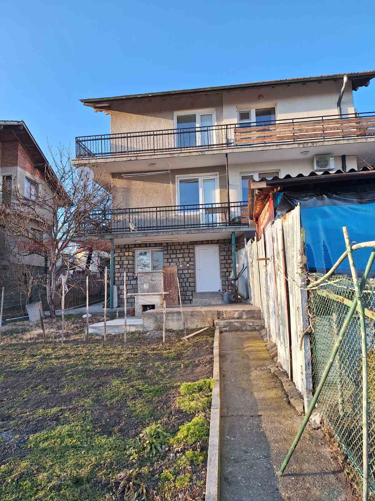 Продава КЪЩА, с. Пожарево, област София област