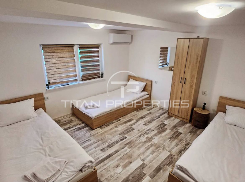 Eladó  Ház régió Plovdiv , Ceretelevo , 144 négyzetméter | 52981569 - kép [2]