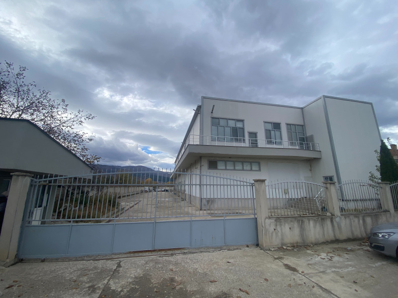 For Sale  Industrial building region Plovdiv , Asenovgrad , 2000 sq.m | 34404405 - image [2]