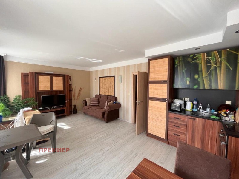 Продава 3-СТАЕН в област Бургас, к.к. Слънчев бряг - 94 кв.м / 111 000 € » 217 097.13 лв., ПРЕМИЕР
