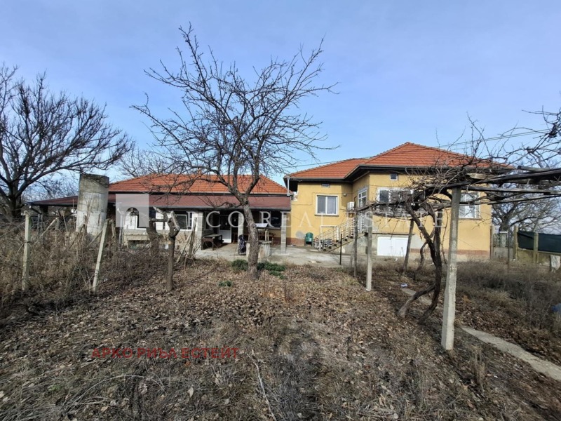 Продава КЪЩА в област Враца, гр. Оряхово - 130 кв.м / 55 000 € » 107 570.65 лв., АРКО РИЪЛ ЕСТЕЙТ