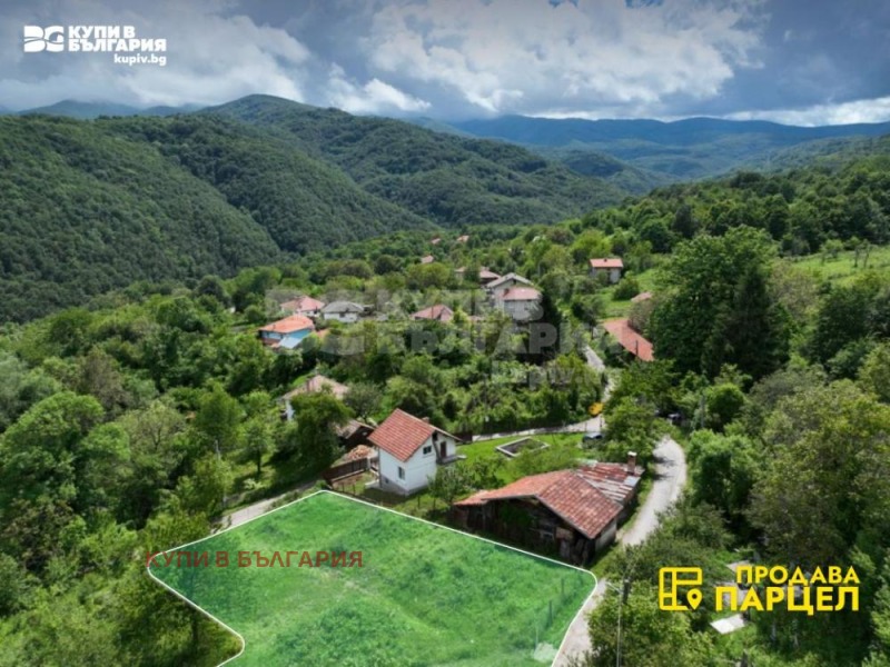 Продава ПАРЦЕЛ в област Габрово, с. Стоманеците - 1000 кв.м / 35 000 € » 68 454.05 лв., КУПИ В БЪЛГАРИЯ