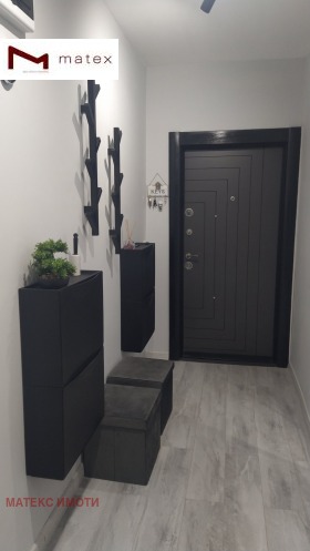 3-стаен град Варна, Колхозен пазар 3