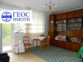 Ev Katı Star centar, Smolyan 4