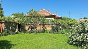 Casa Karnobat, região Burgas 1