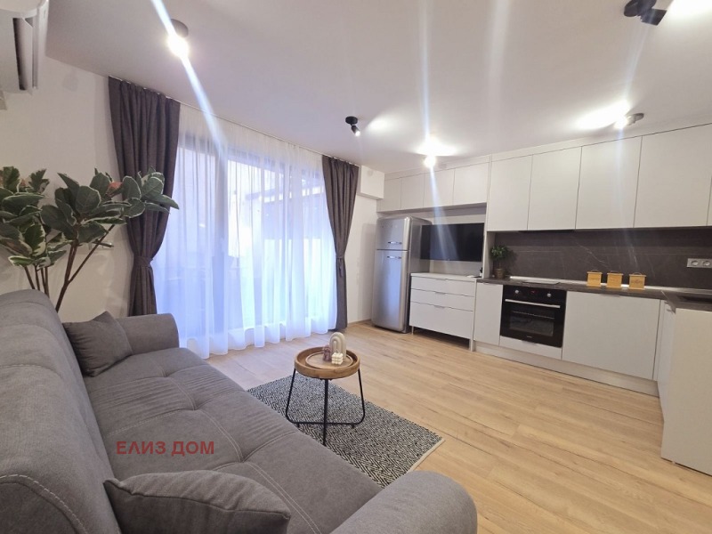 In vendita  1 camera da letto Varna , Festivalen kompleks , 44 mq | 28536184