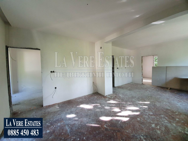 In vendita  3 camere da letto Ruse , Vazragdane , 100 mq | 53469572 - Immagine [2]