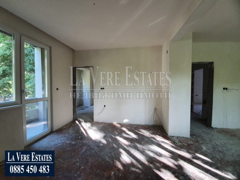 In vendita  3 camere da letto Ruse , Vazragdane , 100 mq | 53469572 - Immagine [8]