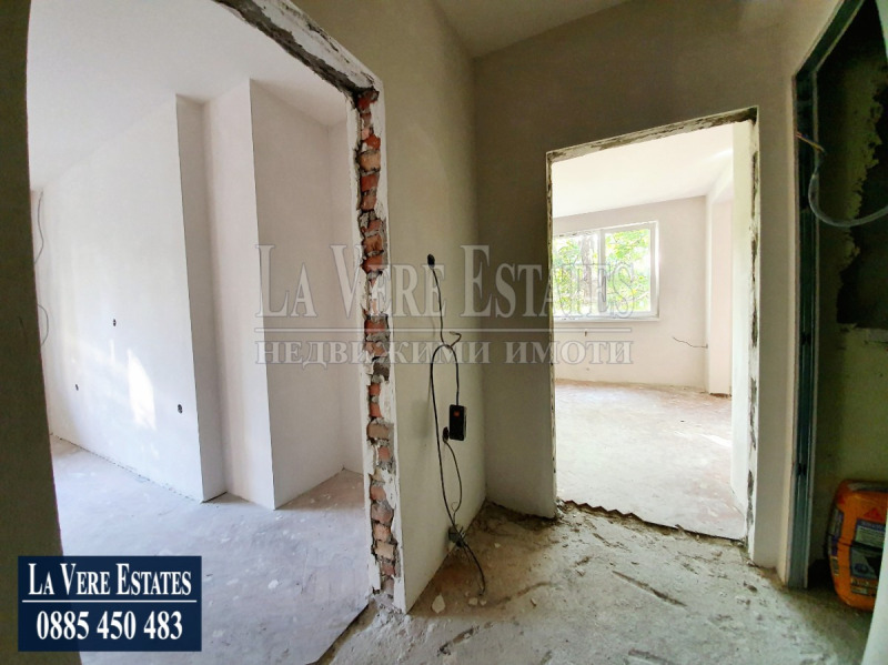 In vendita  3 camere da letto Ruse , Vazragdane , 100 mq | 53469572 - Immagine [5]