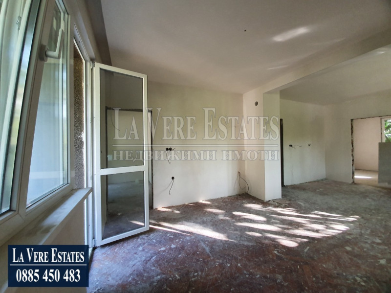 In vendita  3 camere da letto Ruse , Vazragdane , 100 mq | 53469572 - Immagine [16]