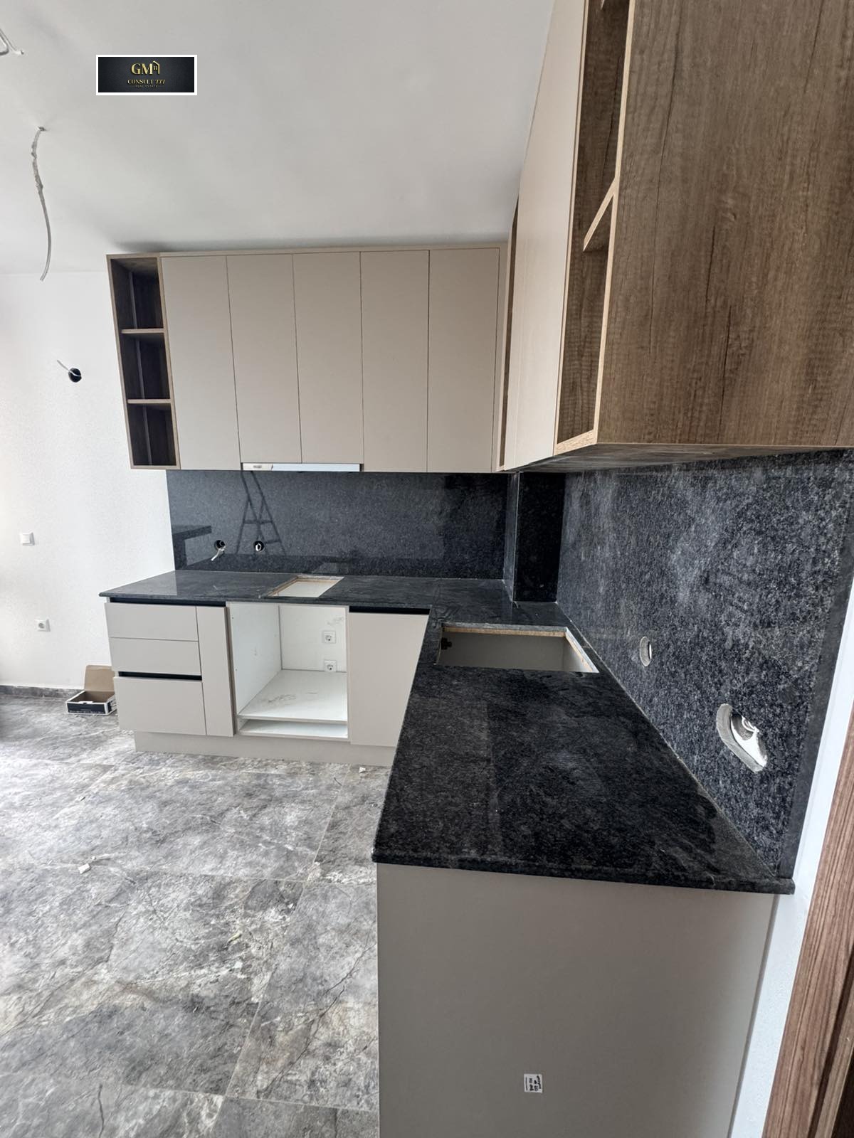 Продава 3-СТАЕН, гр. Плевен, Широк център, снимка 2 - Апартаменти - 52977399