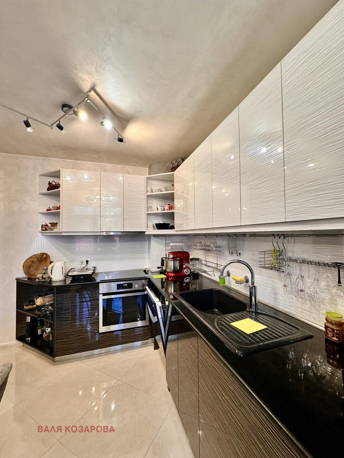 Продава 3-СТАЕН, гр. Плевен, Широк център, снимка 3 - Апартаменти - 55938243