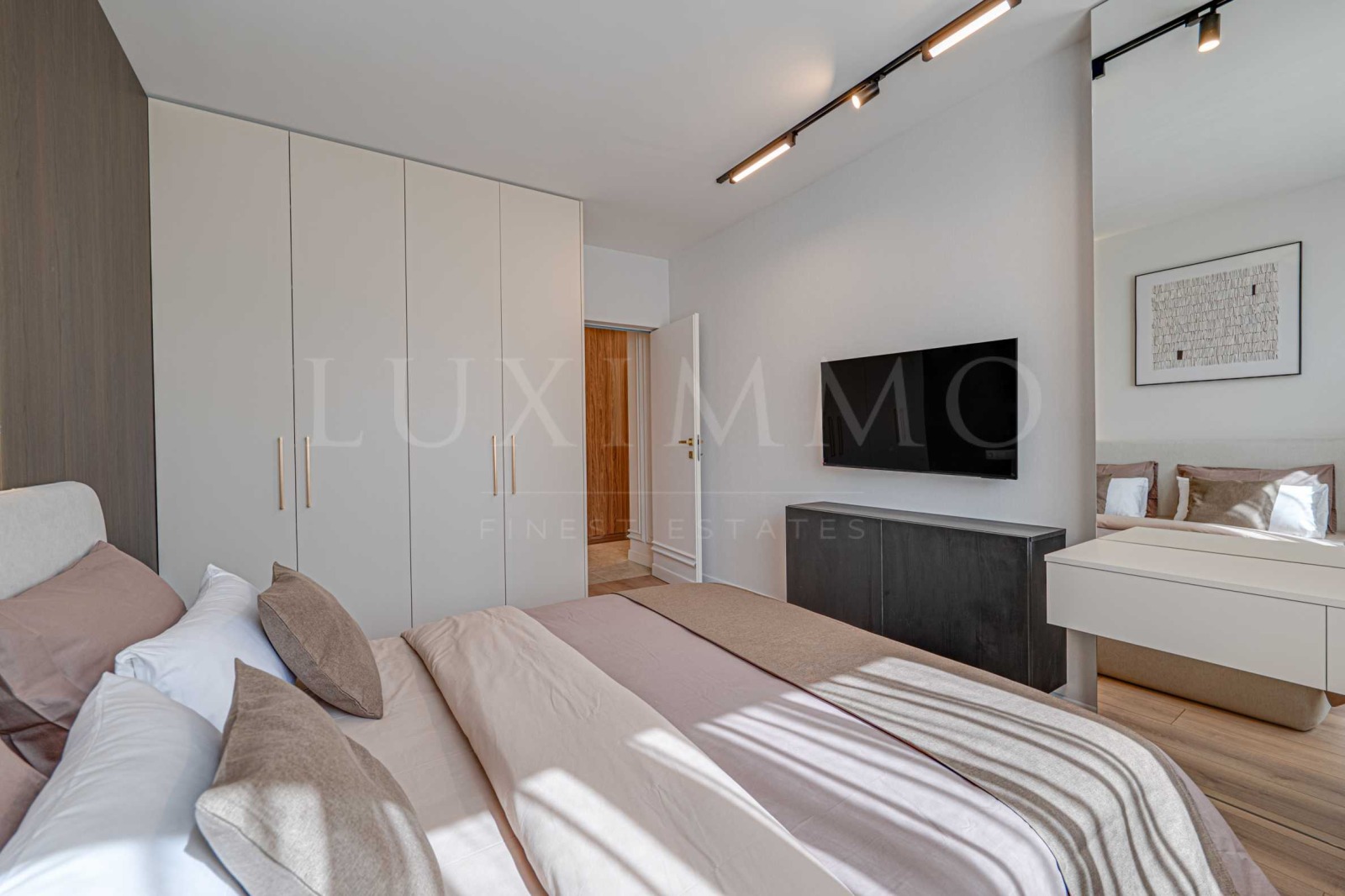 Продава 3-СТАЕН, гр. София, Кръстова вада, снимка 12 - Апартаменти - 56273023