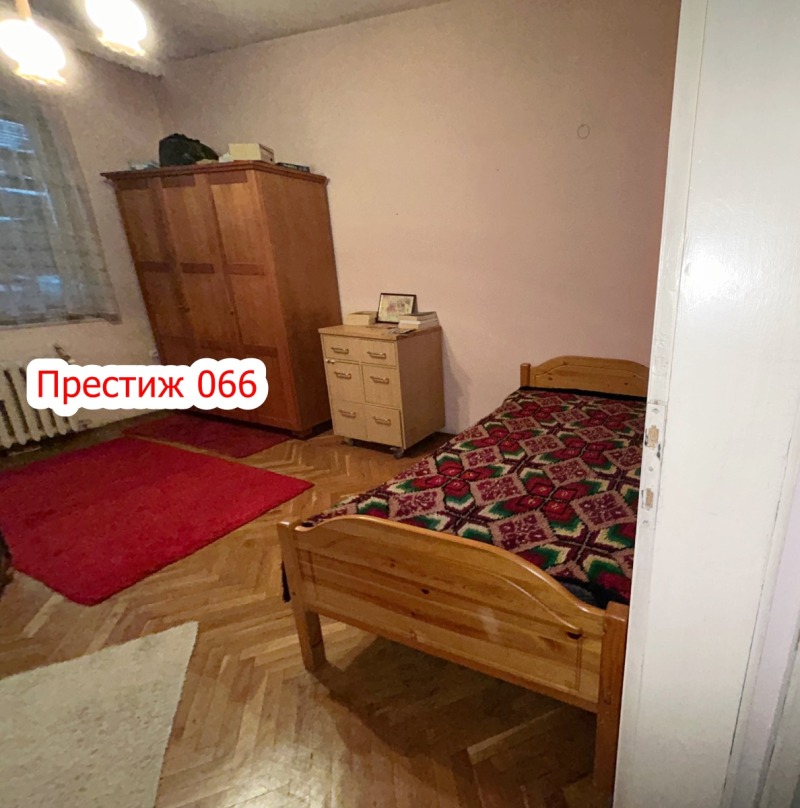 Продава 3-СТАЕН, гр. Шумен, Център, снимка 4 - Aпартаменти - 49400655