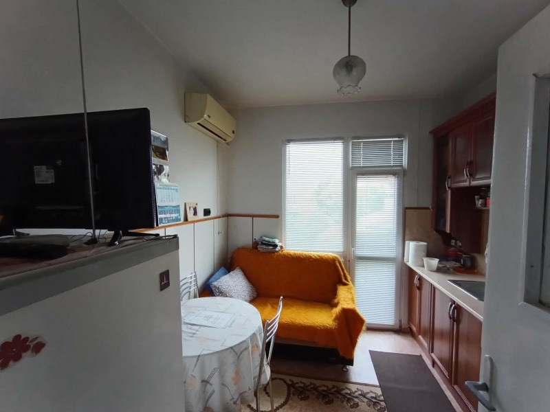 Продава 3-СТАЕН, гр. Пловдив, Кючук Париж, снимка 3 - Апартаменти - 53201880