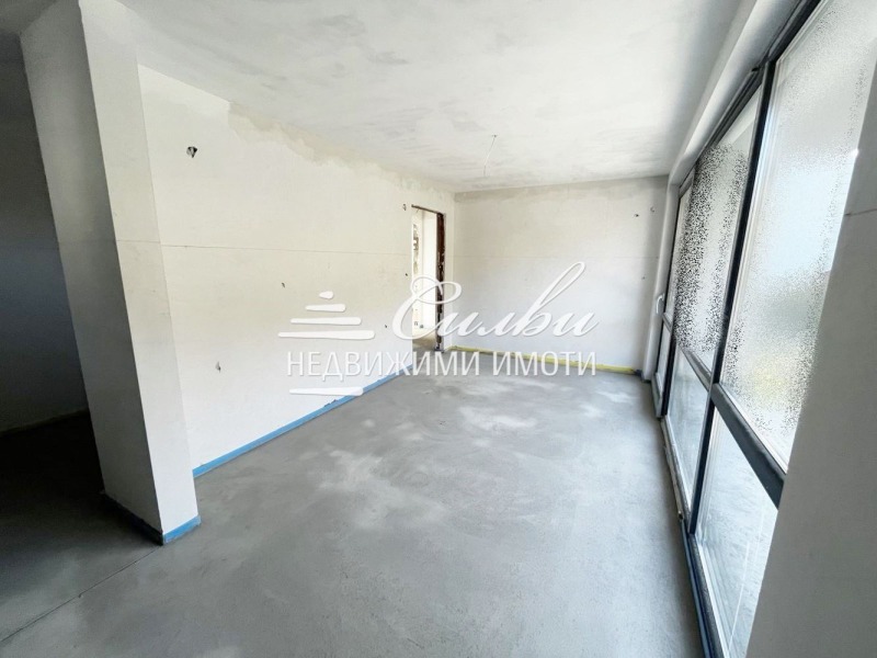 Продава КЪЩА, гр. Шумен, 2-ри корпус, снимка 9 - Къщи - 52969737