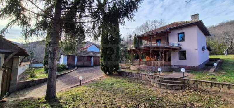 Продава КЪЩА, гр. Тетевен, област Ловеч, снимка 7 - Къщи - 52991470