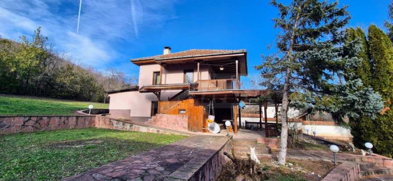 Продава КЪЩА, гр. Тетевен, област Ловеч, снимка 3 - Къщи - 52991470