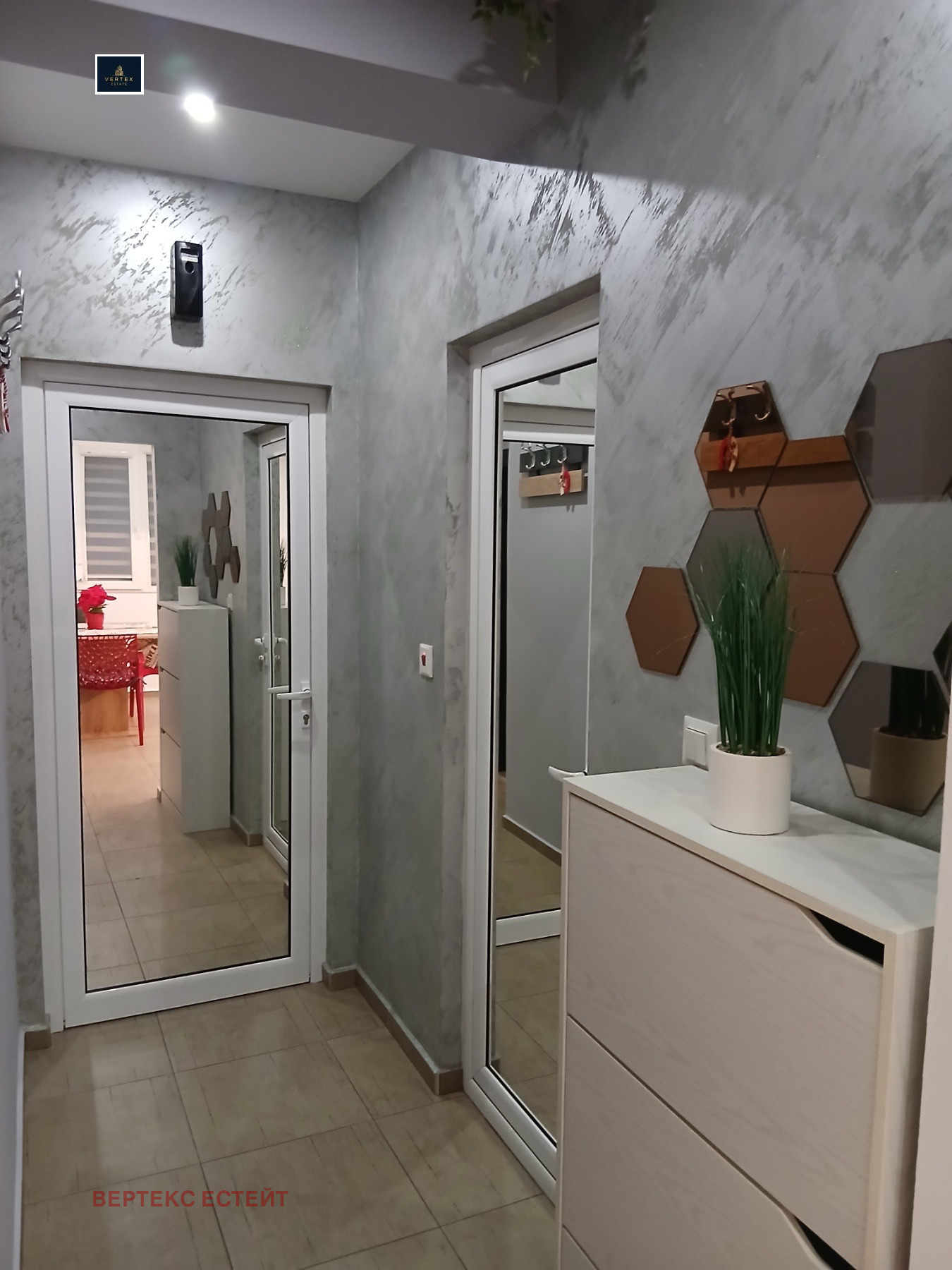 Продава 3-СТАЕН, гр. Велико Търново, Колю Фичето, снимка 10 - Апартаменти - 55226225