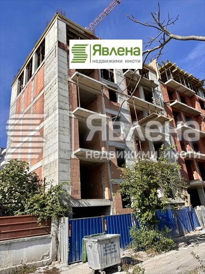 Продава  2-стаен град София , Център , 72 кв.м | 28379475