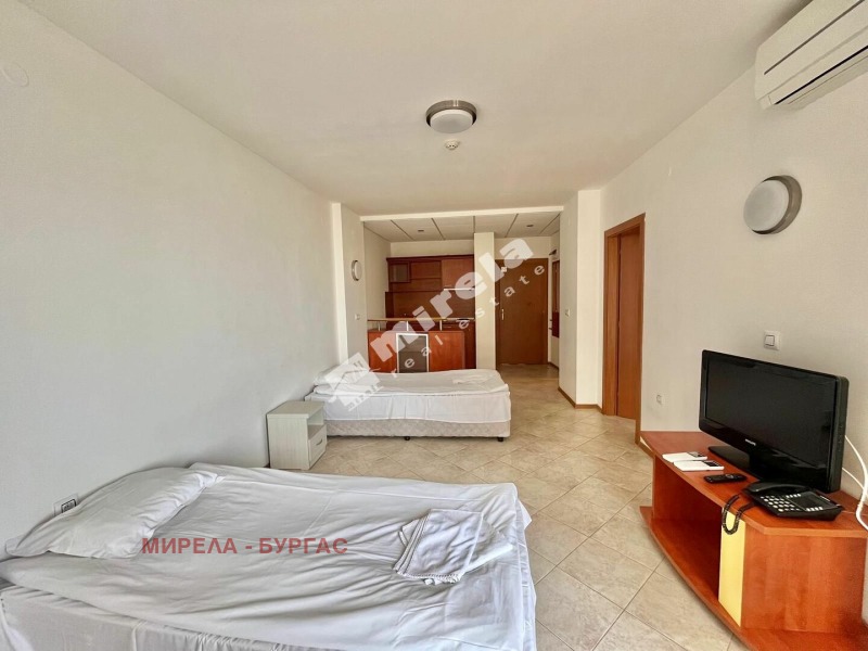 À venda  1 quarto região Burgas , k.k. Slantchev briag , 71 m² | 39532831 - imagem [4]