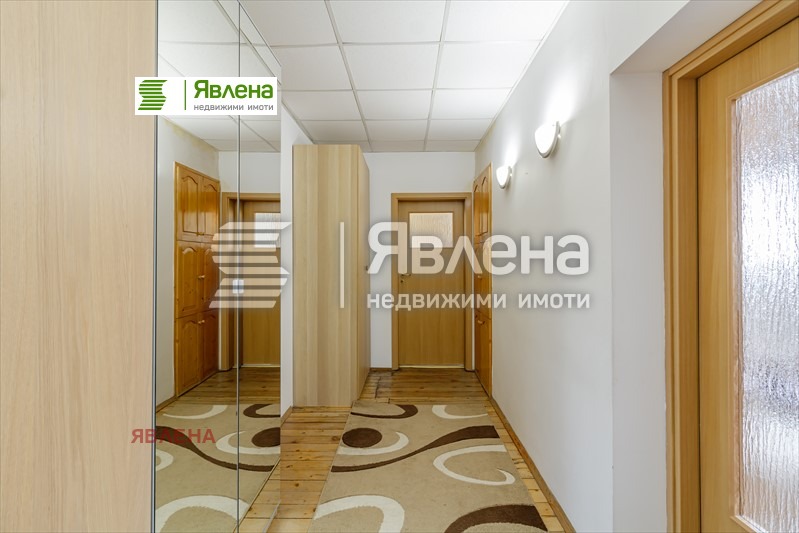 De vânzare  3 dormitoare Sofia , Țentâr , 101 mp | 56112465 - imagine [12]