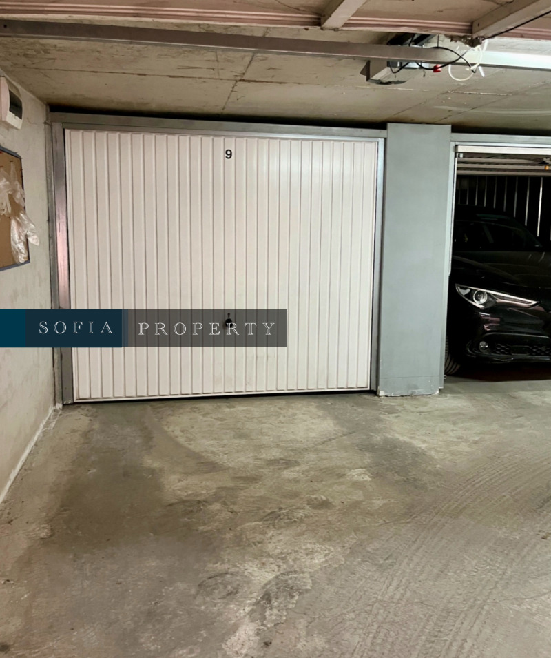 Na prodej  Garáž Sofia , Centar , 20 m2 | 75188361