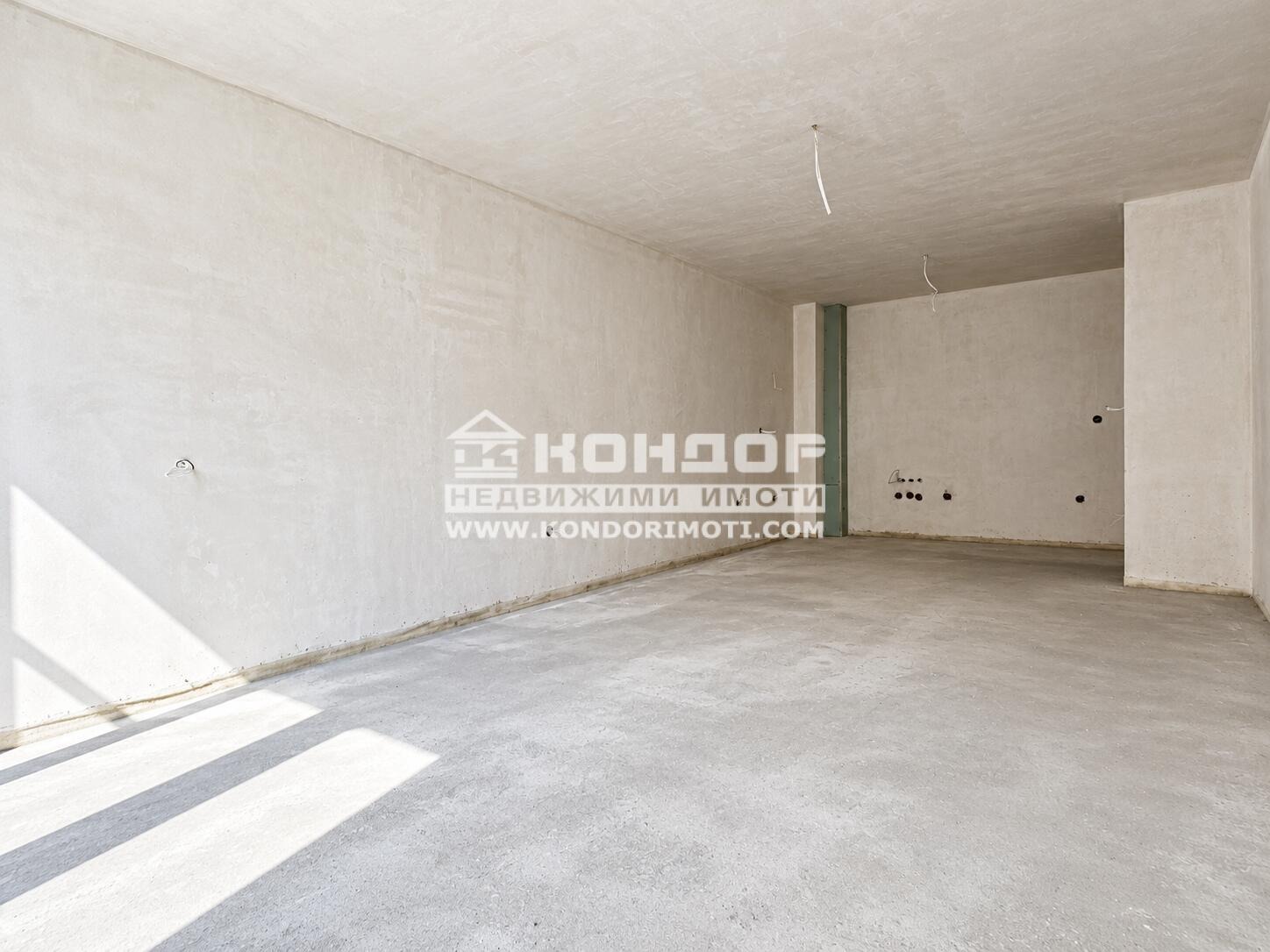 Продава 2-СТАЕН, гр. Пловдив, Кючук Париж, снимка 2 - Апартаменти - 54975256