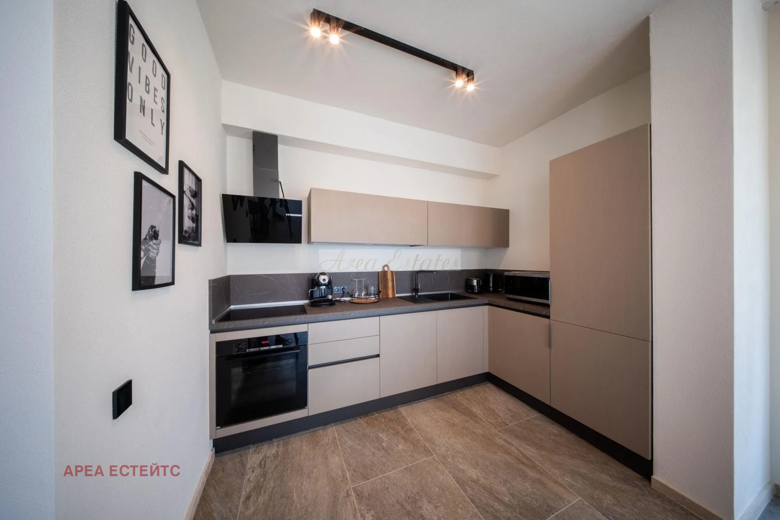 Продава КЪЩА, с. Лозенец, област Бургас, снимка 3 - Къщи - 53027867