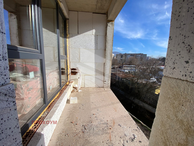 Продава 2-СТАЕН, гр. Перник, Изток, снимка 3 - Апартаменти - 53038994