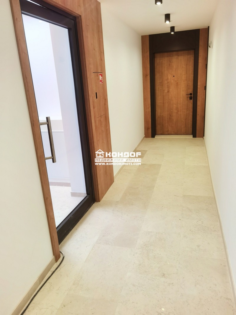 De vânzare  2 dormitoare Plovdiv , Țentâr , 124 mp | 69222661 - imagine [6]