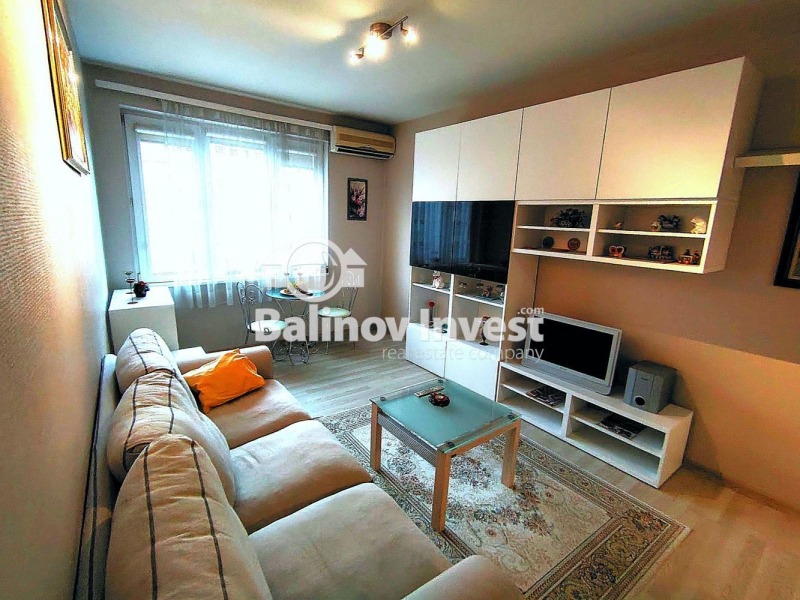 Продава 4-СТАЕН, гр. Варна, ВИНС-Червен площад, снимка 2 - Апартаменти - 53006421