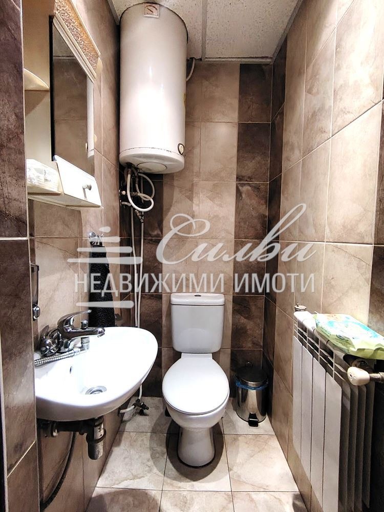 Продава МНОГОСТАЕН, гр. Шумен, Дивизионна болница, снимка 14 - Апартаменти - 55735745