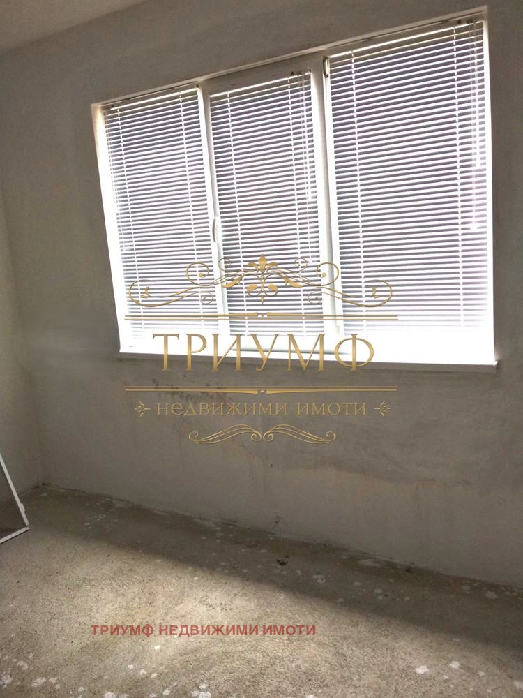 Продава КЪЩА, с. Партизани, област Варна, снимка 4 - Къщи - 53450965