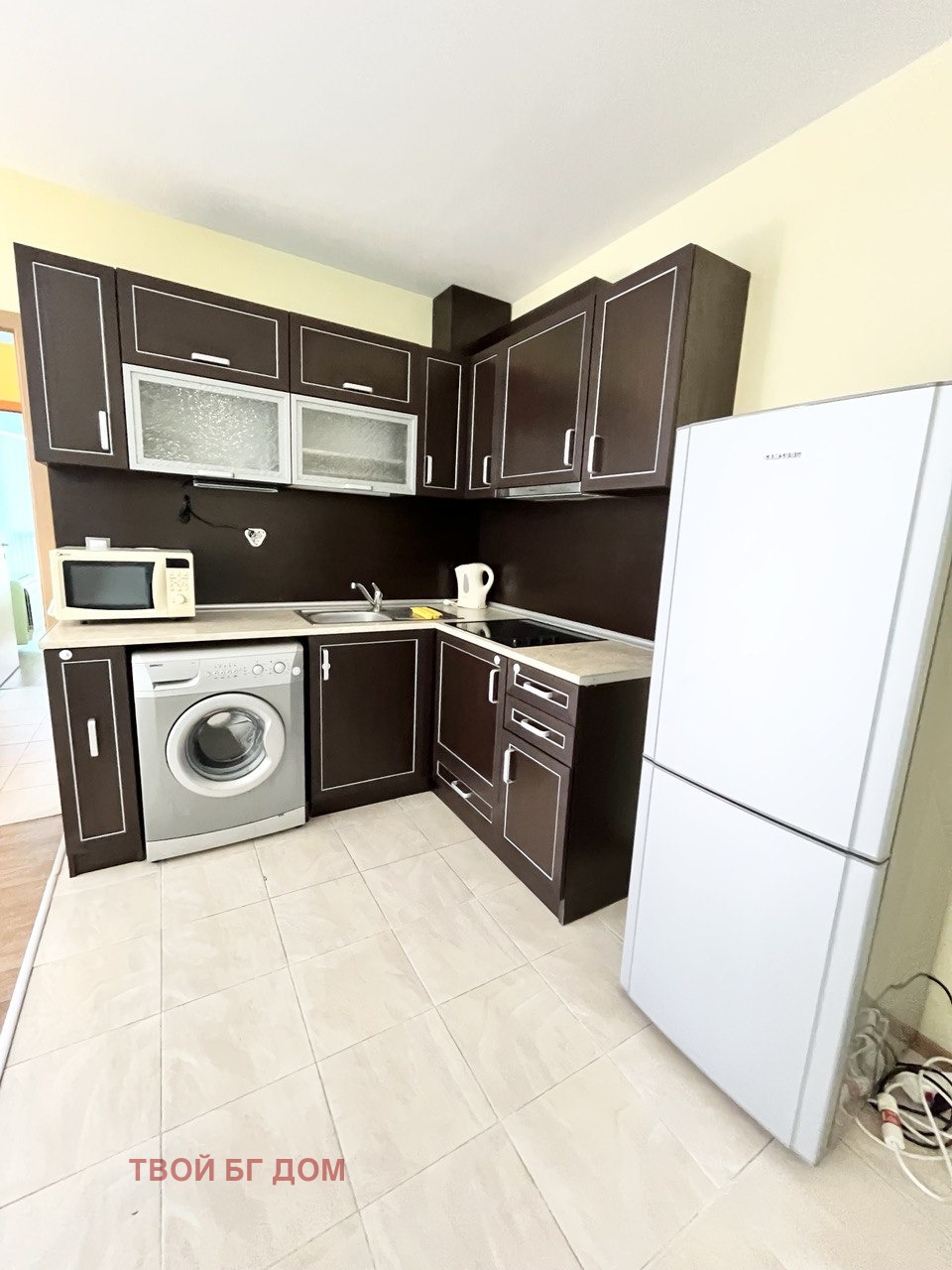 Продава 2-СТАЕН, гр. Поморие, област Бургас, снимка 2 - Апартаменти - 54375334